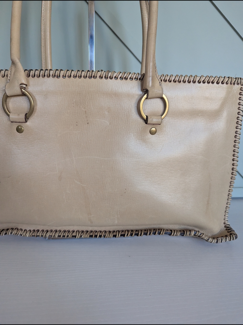 Gucci Beige Leather Whipstitch Tote - Picture 5 of 16